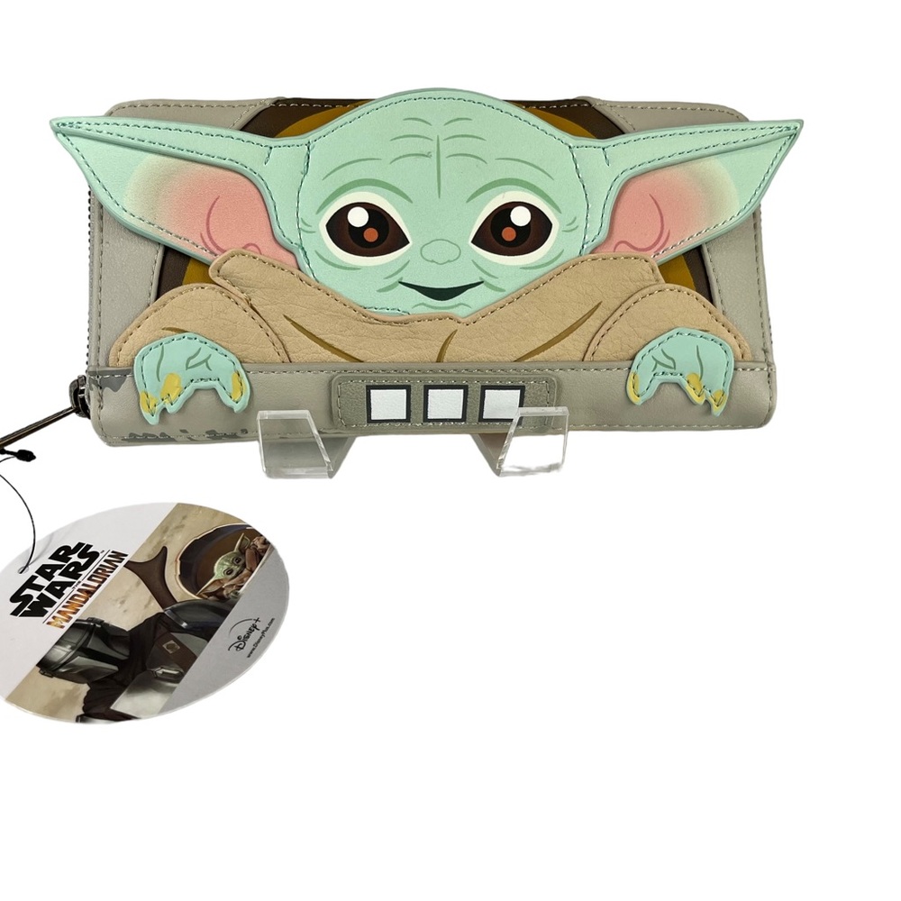 NEW Loungefly Star Wars Baby Yoda The Mandalorian Wallet NWT